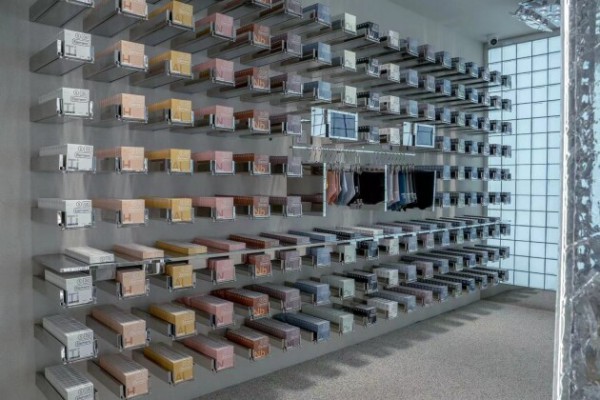 蕉内上海首店于沪上街边开业 今年四家门店落址四大城市核心商圈