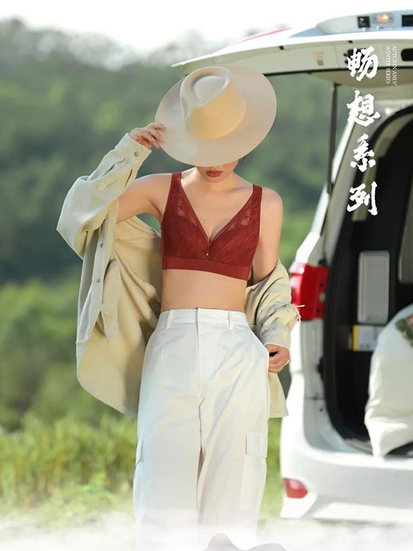 本命年一定要穿红色吗  本命年都是年三十穿红内衣哦