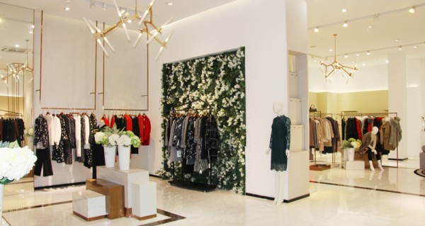 服装店展示架如何摆放 衣服陈列技巧有哪些