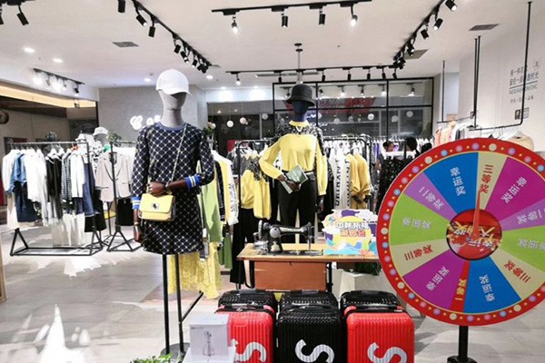 如何开好服装店才具有吸引力