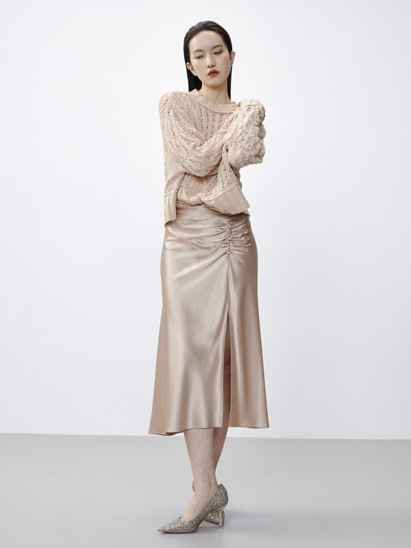 艾诺丝雅诗激发女性内心特质 让柔美与率性并存