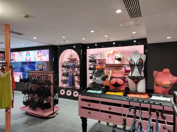 热烈庆祝布迪设计成都展厅性感开业