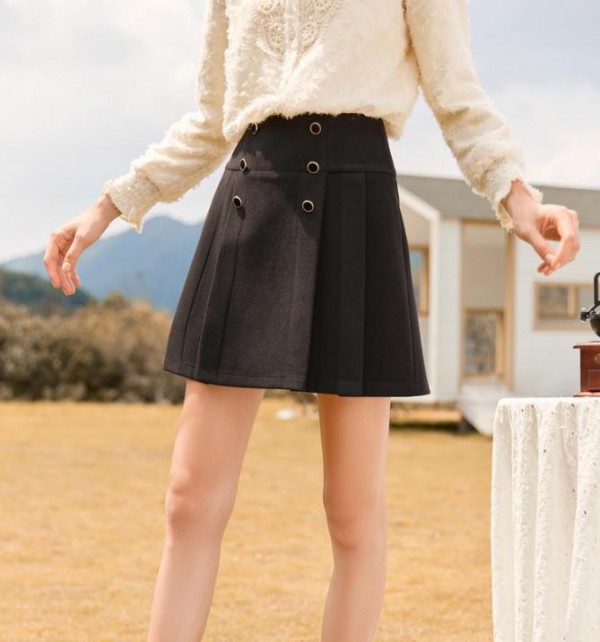 时尚百搭的百褶裙推荐 你值得拥有