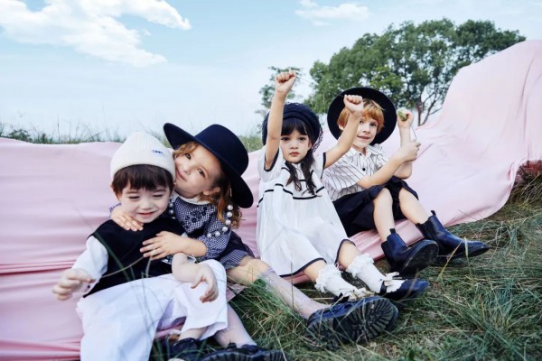 Harmu | 潘神的迷宫 Pan’s Labyrinth 正式发布