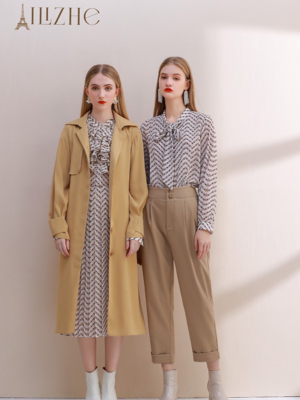 秋冬如何挑选一款适合自己肤色的风衣?艾丽哲女装怎么样?