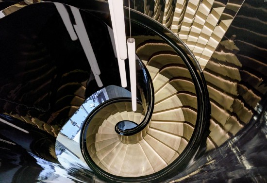 英伦男装品牌dunhill入驻中国上海中信泰富广场