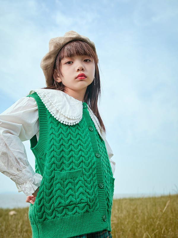 秋冬季节要想穿搭更加出彩,一件小单品就够了!