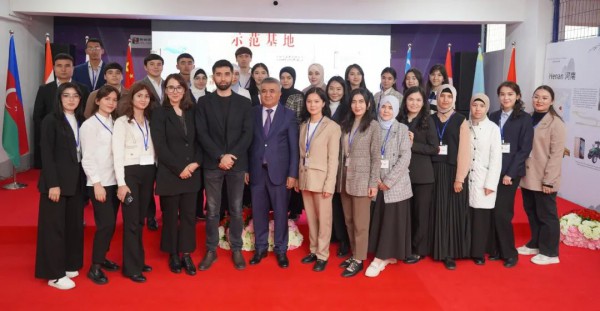 乌兹别克斯坦-中国品牌商品展暨纺织服装&家居用品展览会成功开幕