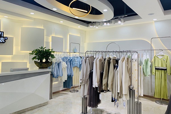 2022年服装实体店还能开吗?加盟联营品牌能赚钱吗