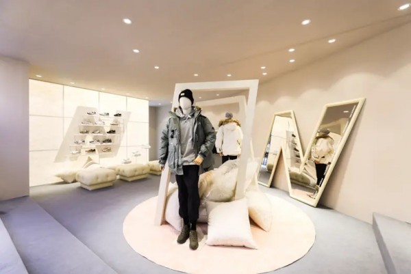 New Balance 三里屯呈现冬日质造Pop-up店铺