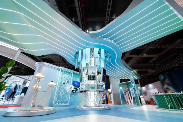 ASICS亚瑟士亮相第五届进博会