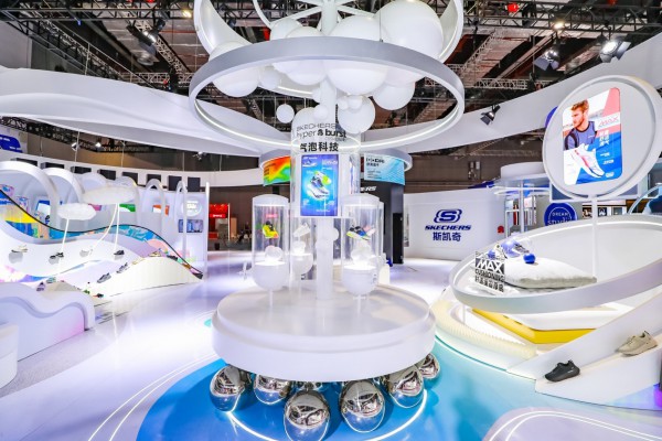 斯凯奇亮相进博会,绘健康可持续未来生活蓝图