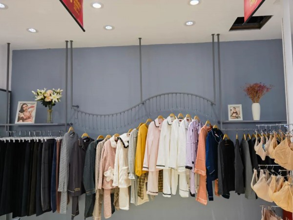 菲黛尔内衣深圳新沙天虹购物中心店盛大开幕!