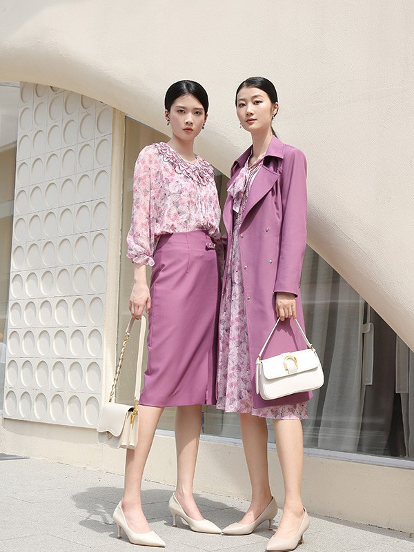 直播电商vs实体商家,谁才是最大赢家?爱依莲女装加盟有什么优势?