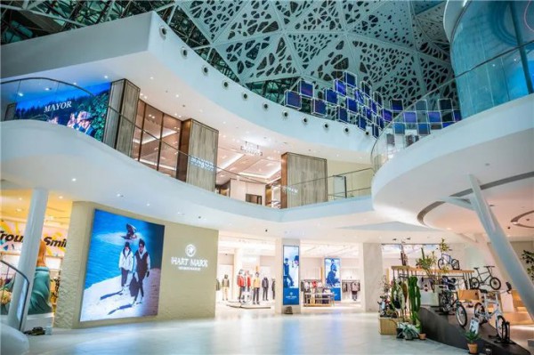 大气魄!雅戈尔宣布新发展规划:开建30个时尚体验馆,培养300个直播人员