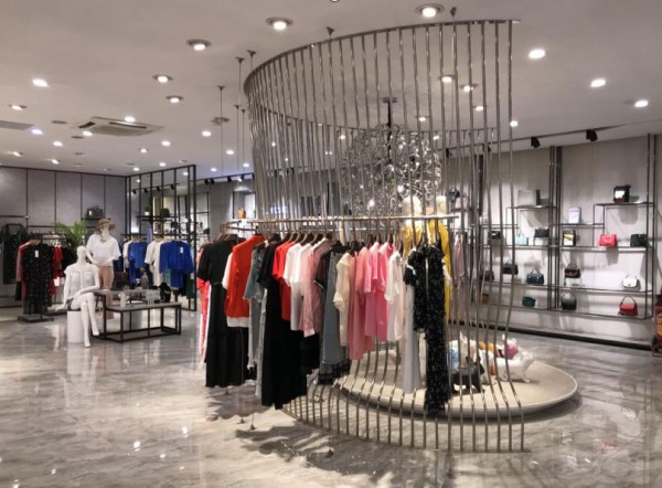 RK服装品牌的加盟优势是什么？