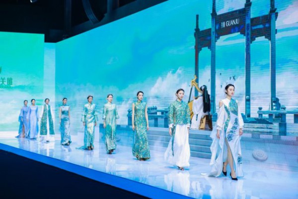 2022江西纺织服装周暨江西（赣州）纺织服装产业博览会盛大开幕