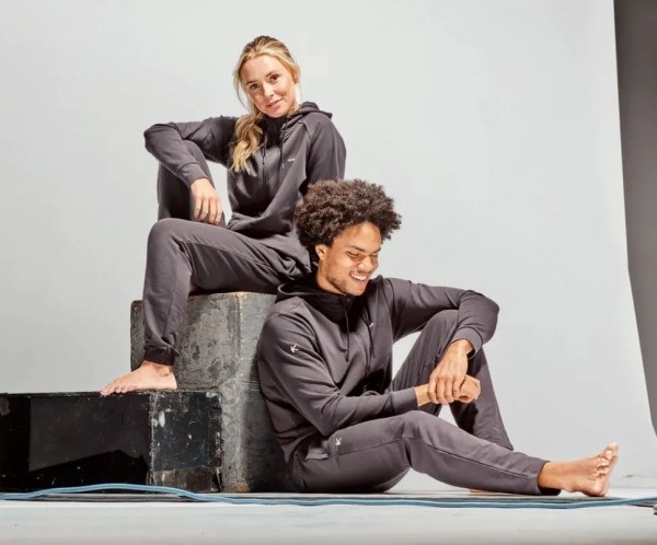 英国可穿戴服装品牌「KYMIRA」推出全新运动服系列