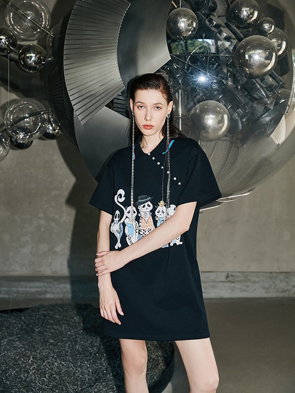 秋冬季节黑色怎么穿出高级感?