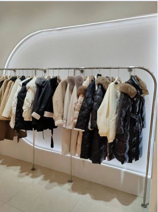 热烈祝贺简诣女装正基时代广场店开业大吉!祝生意兴隆!