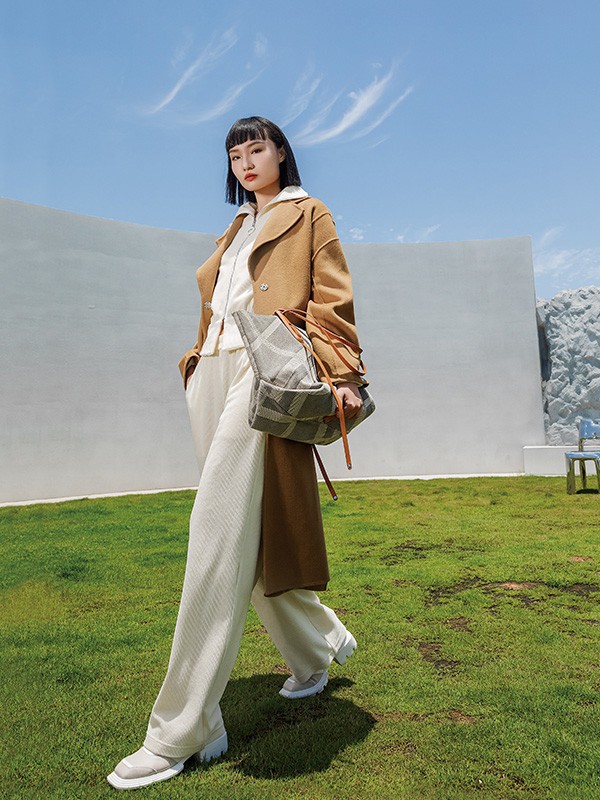 沙漏型身材如何选衣服?什么样的单品要避雷?