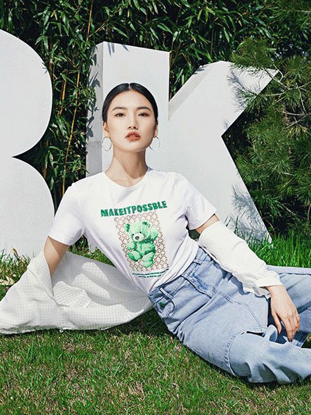 服装店年底冲刺业绩?这三点帮你拿到好业绩!