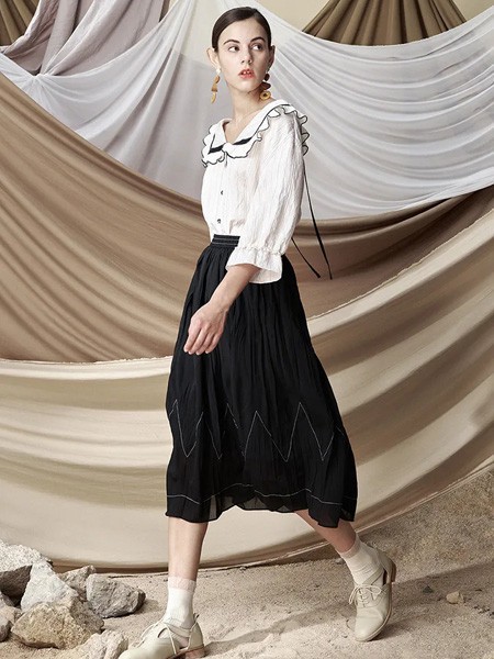 女装行业竞争激烈,真的就不能做了吗?告诉圈内大卖家的盈利模式