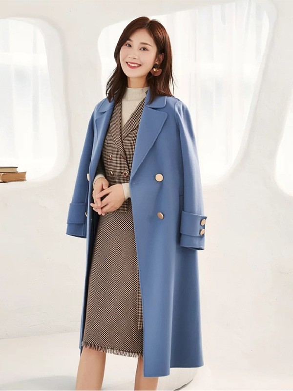 学会这三个技巧,小个子穿大衣也能穿出大气场!