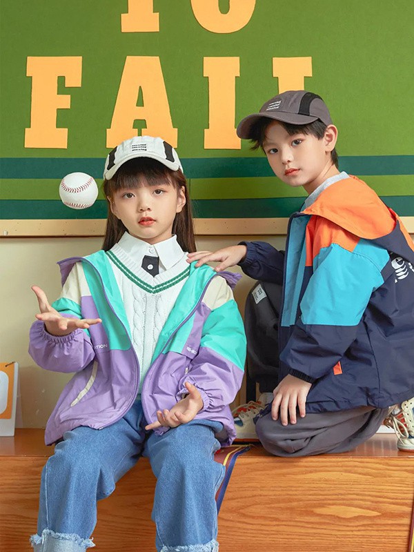 服饰搭配重要吗?你的童装店注重童装饰品的搭配吗 ?