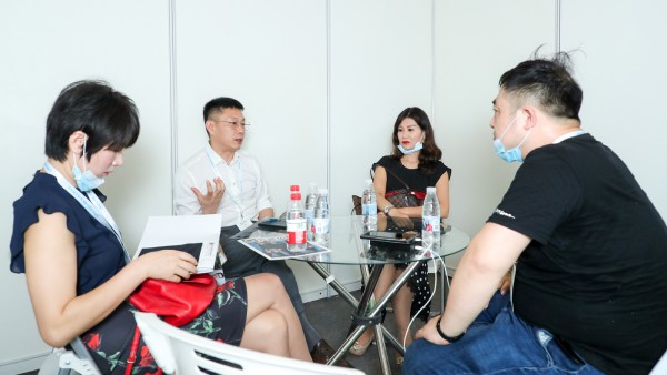 超越所见|2023OUE职业装团服展(上海)燃情启动!