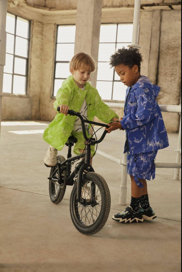 街潮品牌bossini.X KIDS重磅释出新季春夏大片