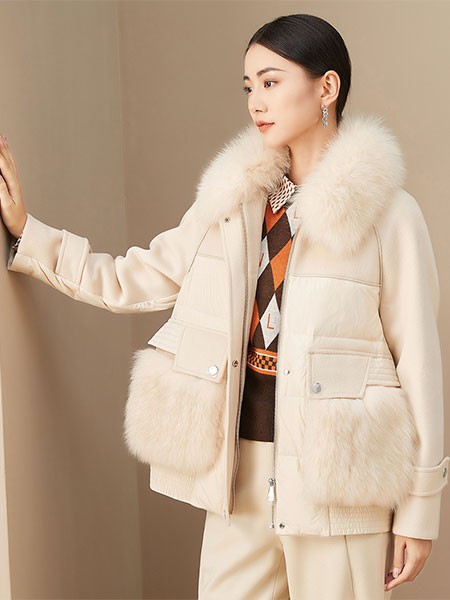 金兔送福到 领弟女装祝贺大家新年大吉大利