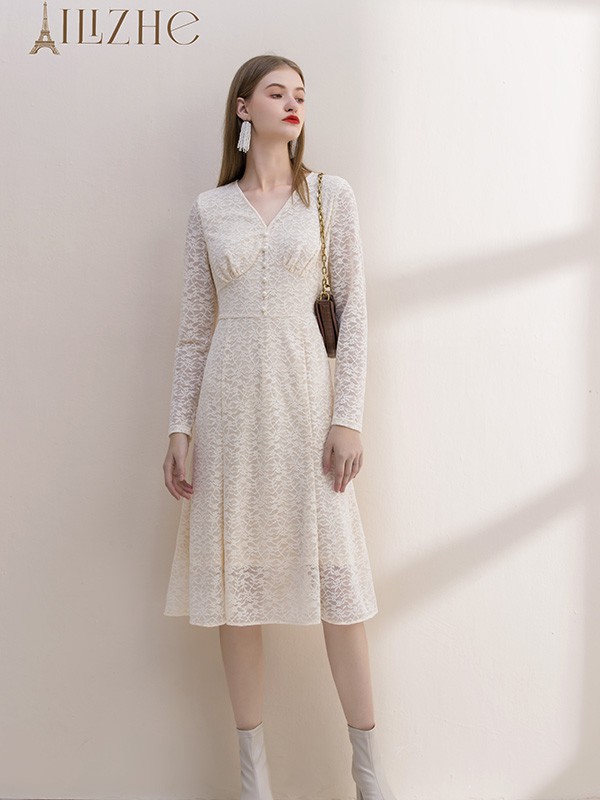 情人节约会穿搭攻略 时髦减龄又抢眼