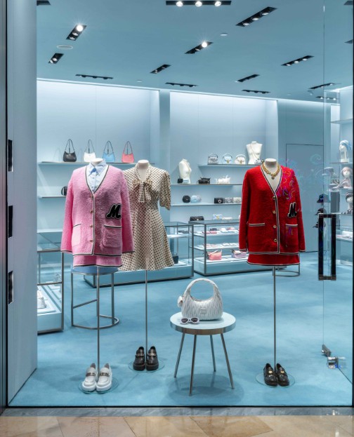 MIU MIU广州太古汇精品店搬迁新址并重装开幕