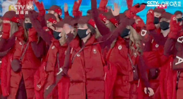 lululemon冬奥会系列产品遭抢购  加拿大队服为什么不是加拿大鹅