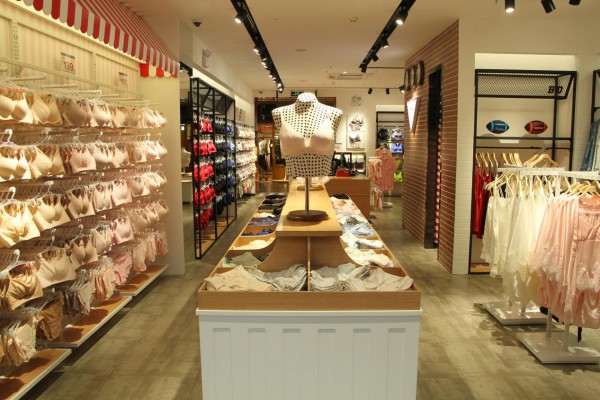 2022年创业开内衣店选什么品牌?加盟BD内衣扶持力度大!