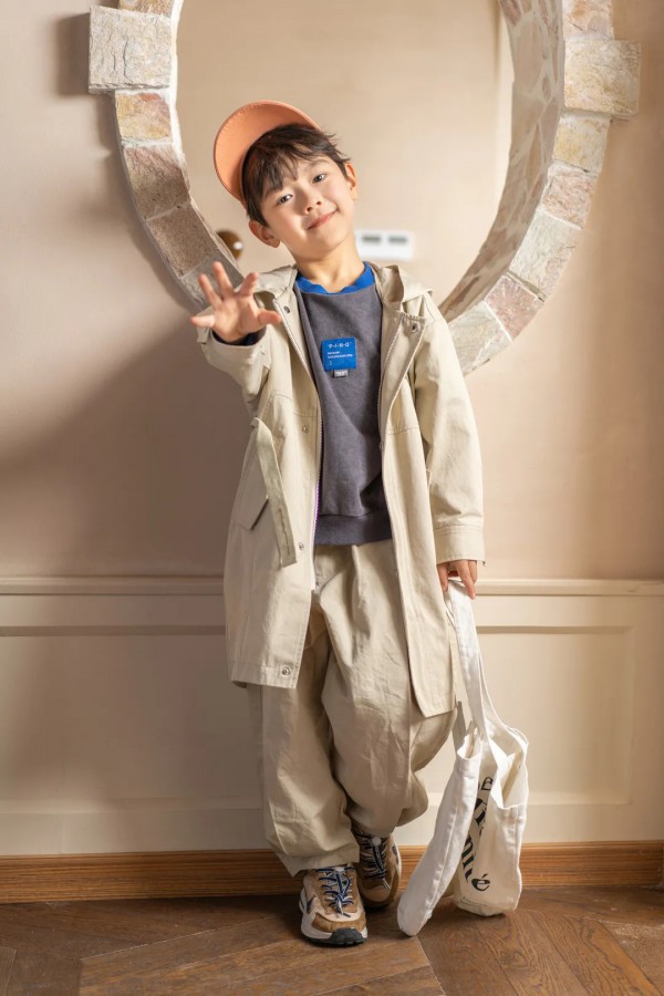 小男生清新日系工装风穿搭指南 工装裤搭配什么上衣?