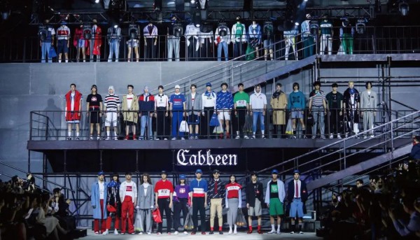 2021年卡宾服装品牌实现收益13.73亿元