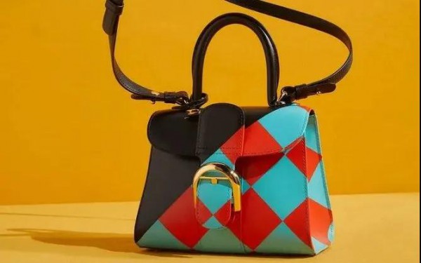 Gucci Vault与Delvaux联手发布独家系列手袋