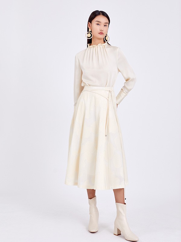 职场穿搭很重要 小白初入职场应该如何穿搭衣服