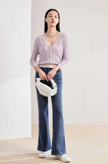 针织衫太普通要怎么搭配?针织衫搭配什么裤子好看