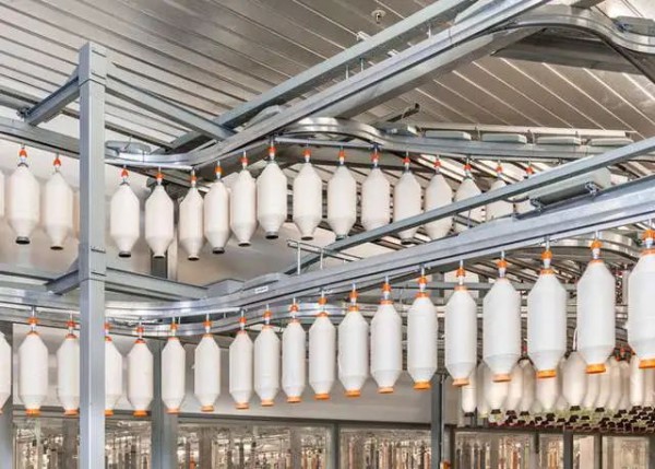 疫情反复,全球纺机巨头卓郎智能去年亏损1.4亿元