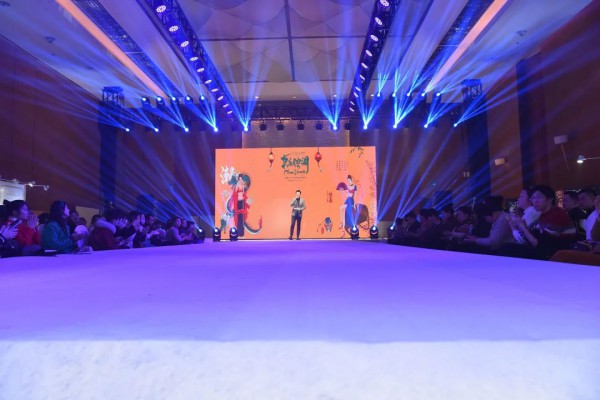 西维娅•东方腔调 | 2022秋冬新品发布会--安徽站圆满成功!