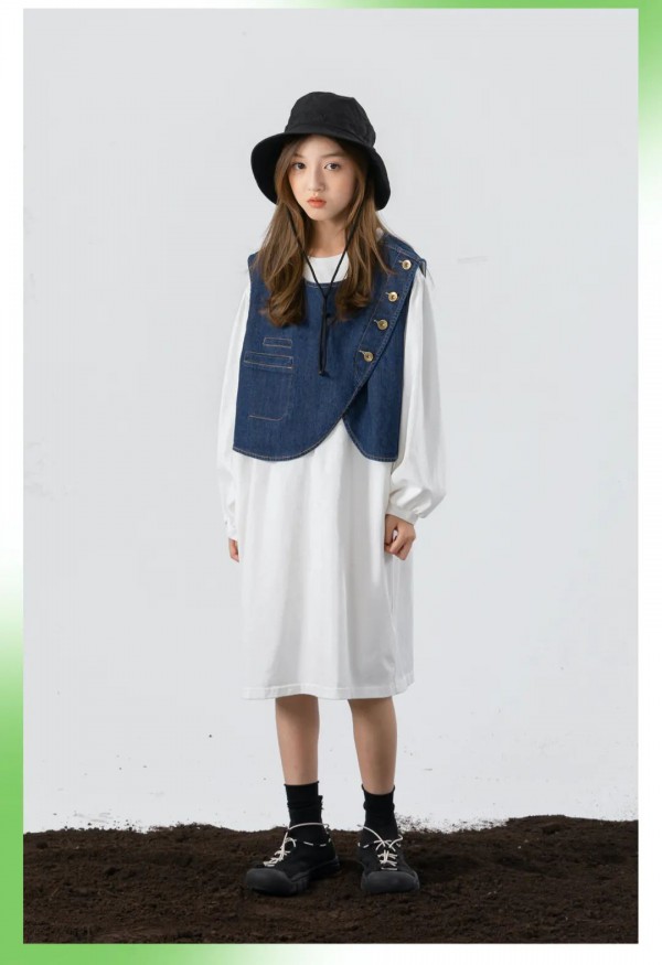 给12岁女儿买什么衣服合适?牛仔裙怎么搭配好看