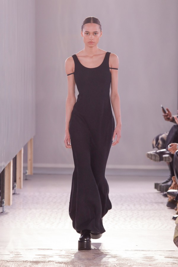 Trussardi米兰时装周大秀落幕 2022秋冬系列正式亮相