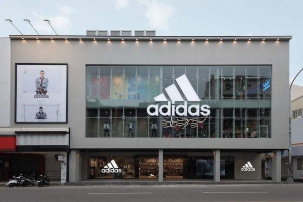 阿迪达斯称2022年将在中国市场实现增长