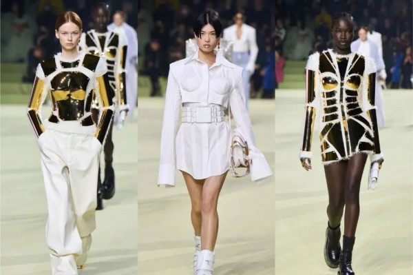 Balmain发布2022女装秋冬系列