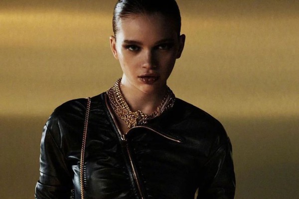 Tom Ford将以数字方式发布2022年秋季系列