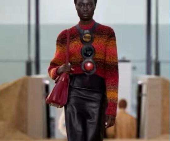 Chloé 发布2022秋冬系列