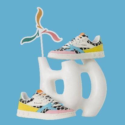 李宁旗下高端品牌LI-NING 1990同爱马仕珠宝设计总监同名品牌推出联名